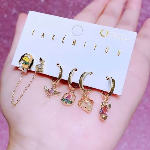 14K Gold Disney Toy Story Theme Stud Mismatched Huggie Hoop Ear… - Picture 5 of 5